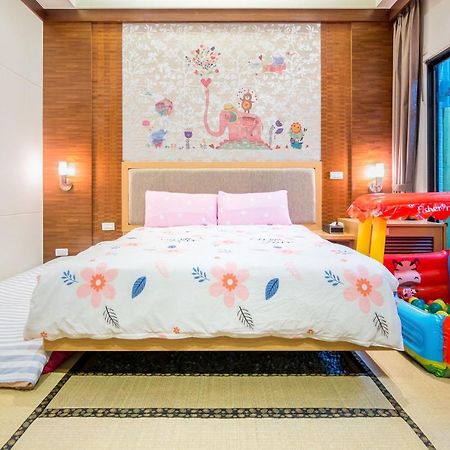 Haian Stay Riverside Bed And Breakfast Tainan Eksteriør billede
